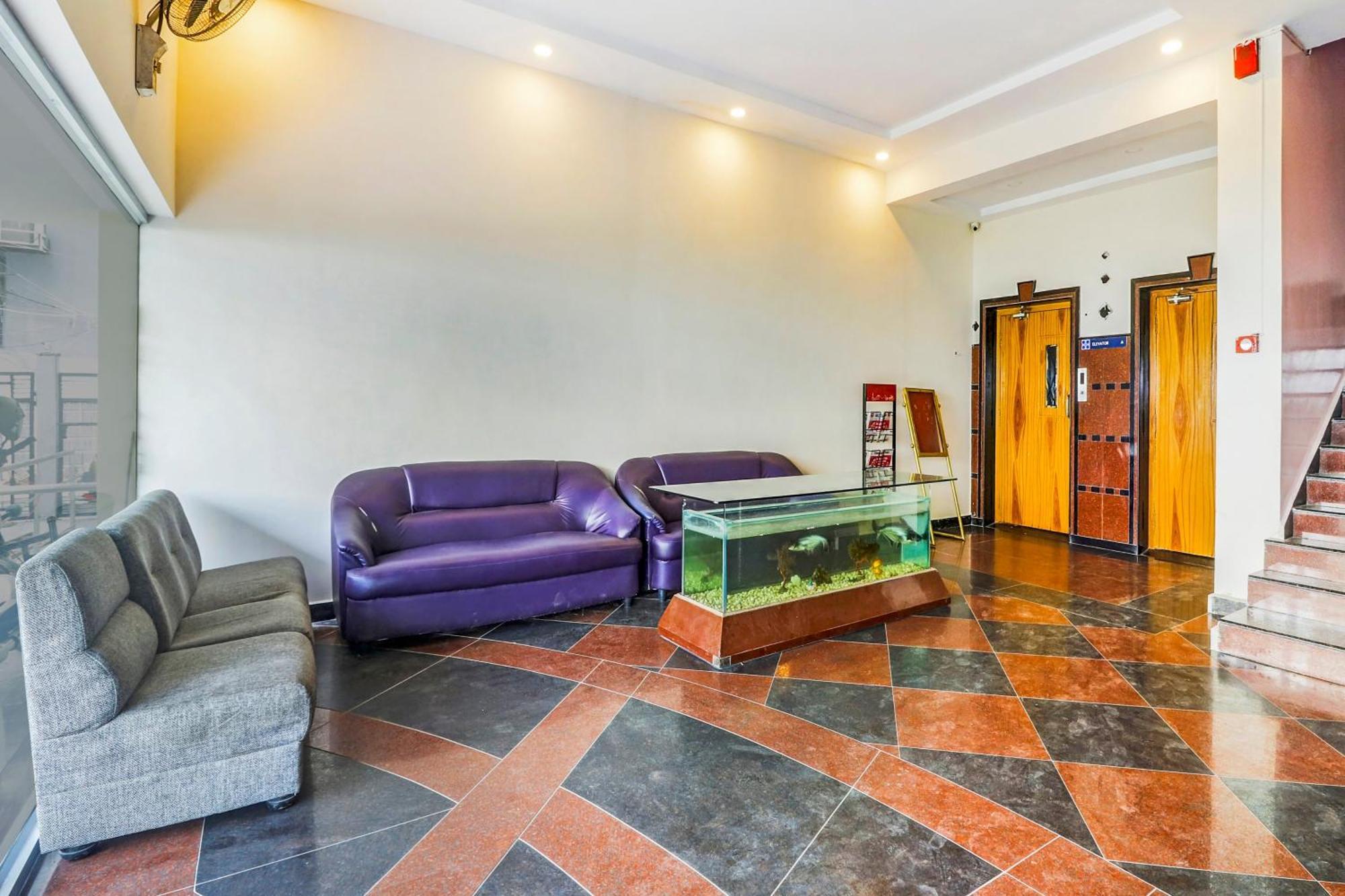 Super Collection O 77115 Vaishnavi Palace Hyderabad Exterior photo